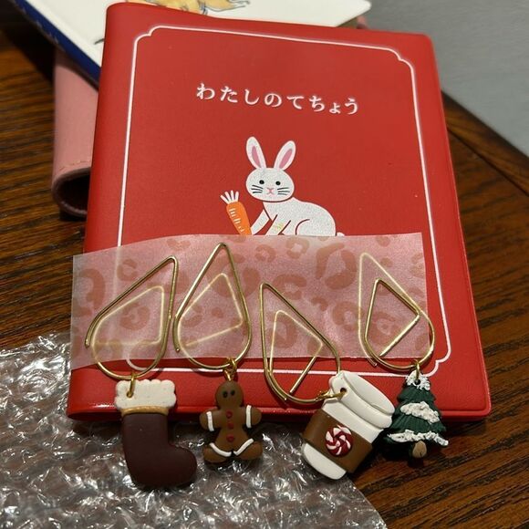 Paper clips Xmas motive acrylic material bundle of 4 - Picture 1 of 6